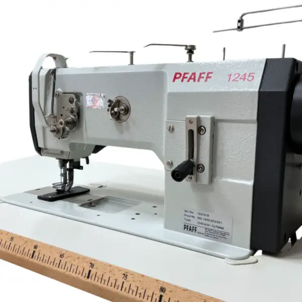 PFAFF 1245 TRIPLE ENTRAINEMENT